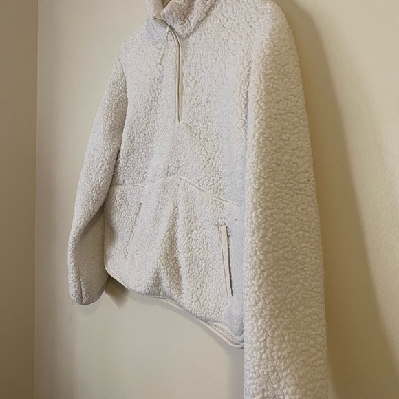 Workshop  women’s Cozy Winter Sherpa Teddy sweater - White size medium - Picture 2 of 9